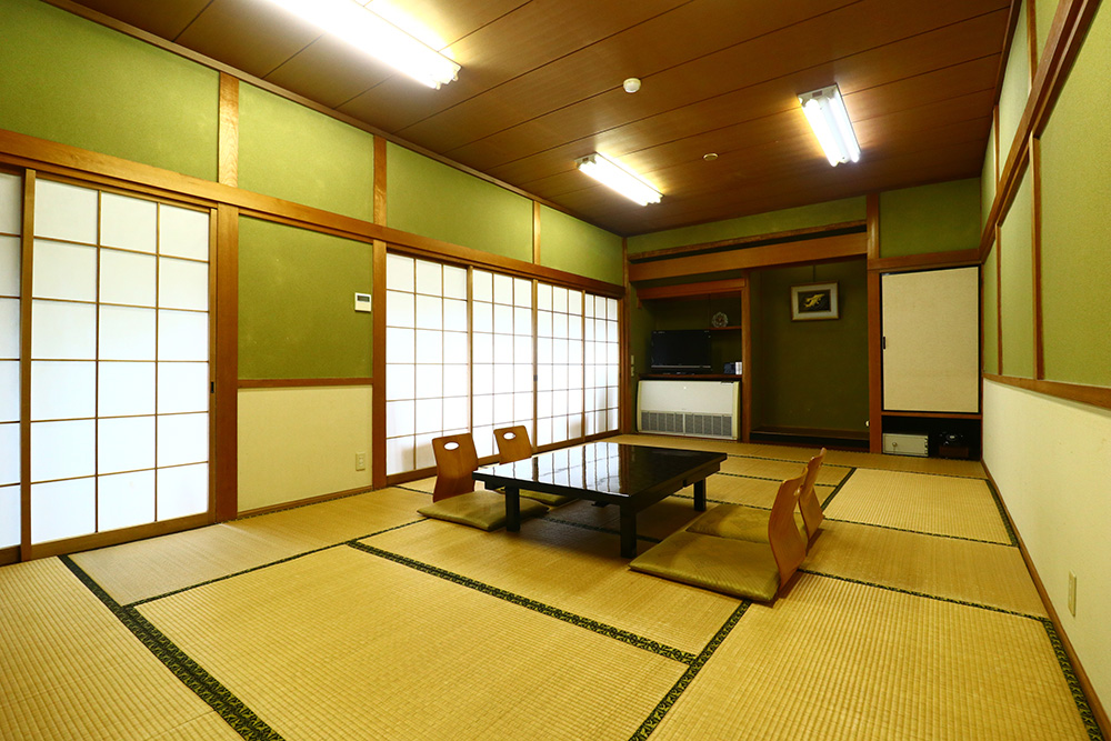 05.柿野観光ホテル つる屋